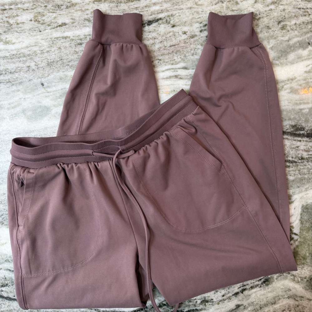 Rachel Zoe Tan Brown Elastic Waist Active Joggers
Women’s Size Small - Picture 4 of 4